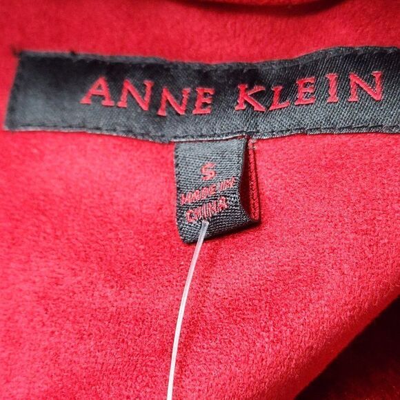 Anne Klein Red Faux Fur Lined Coat with Faux Fur Collar, Women's Small NWT - Picture 5 of 10